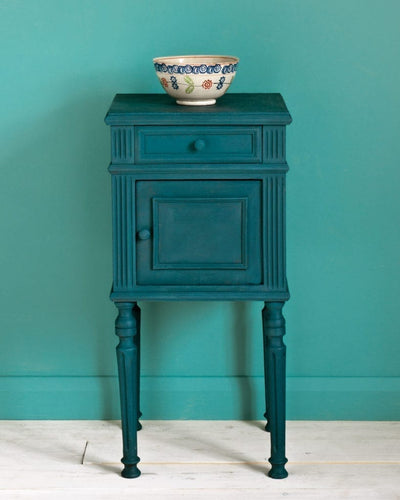 AUBUSSON BLUE | Annie Sloan
Chalk Paint | 120ml, 500ml, IL